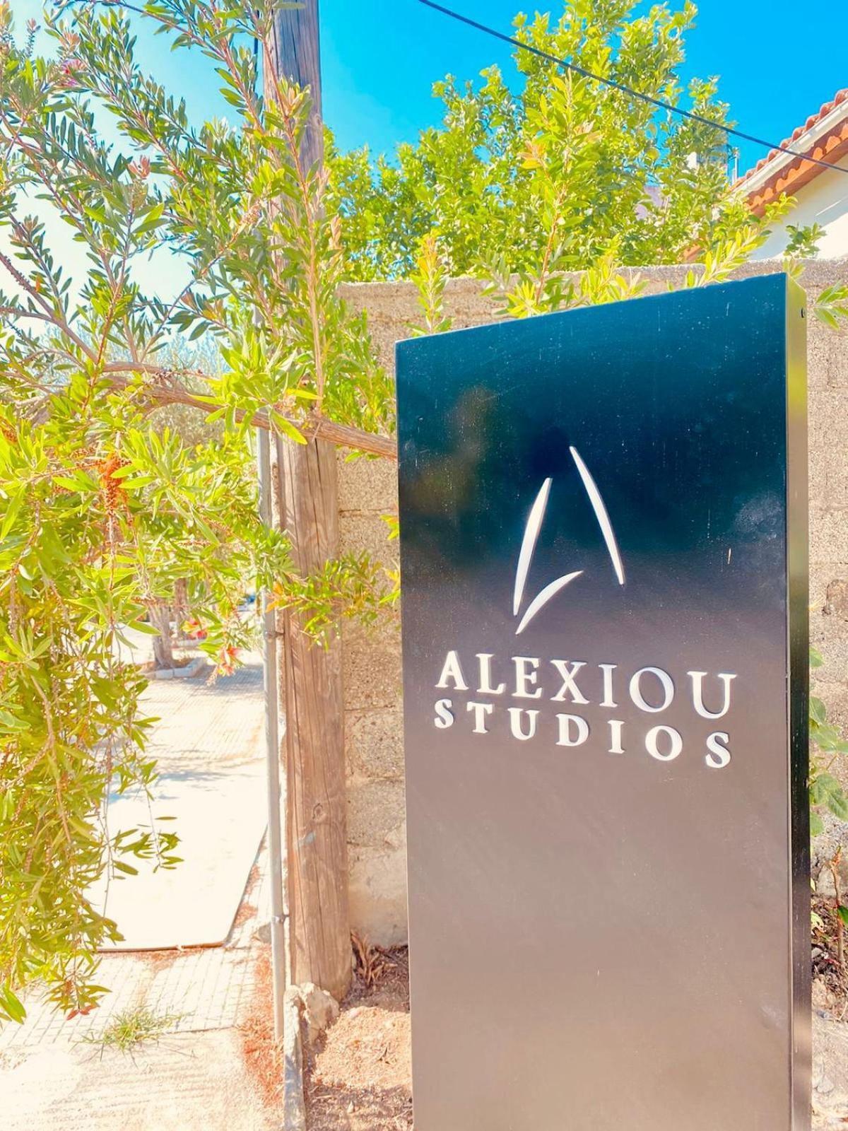 Alexiou Studios Лутра-Едіпсу Екстер'єр фото